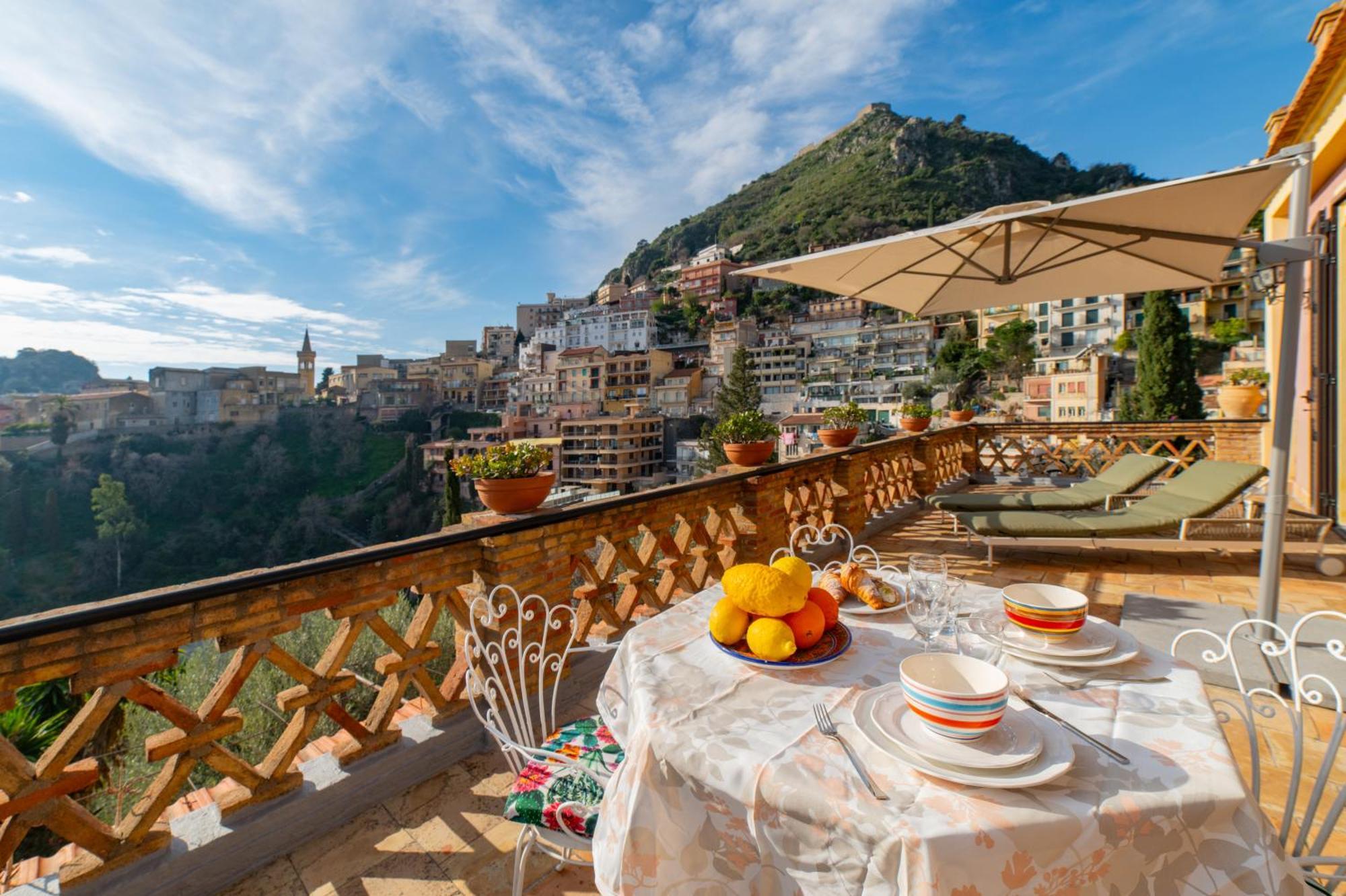 Apartamento Aurora, *